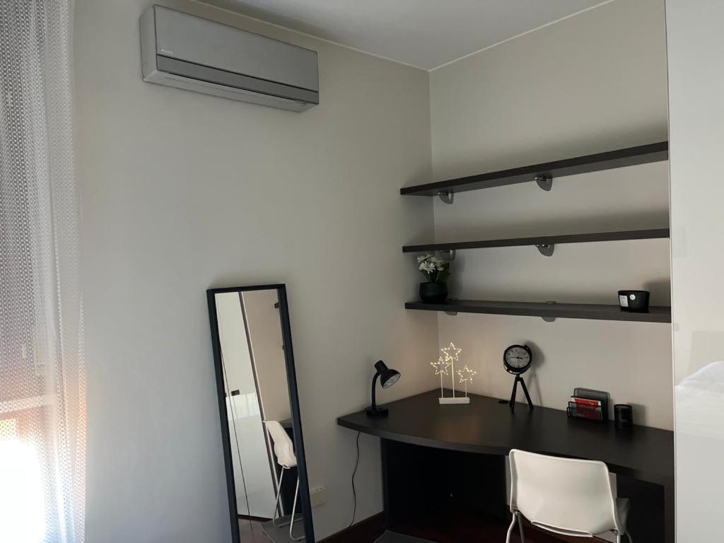 Beslan360 Hotell San Giuliano Milanese Exteriör bild